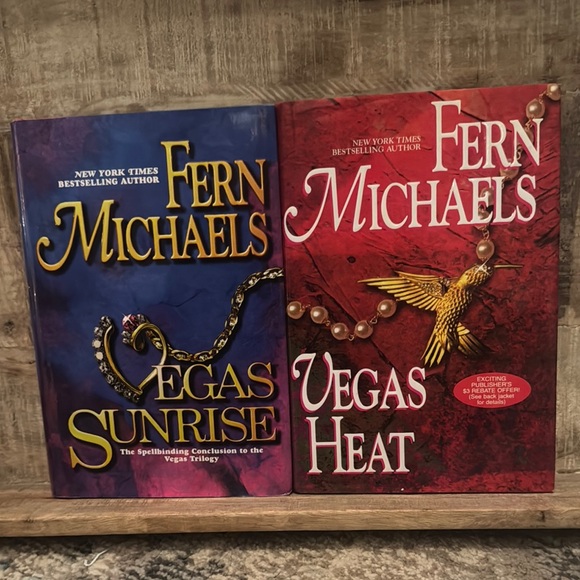 Fern Michaels Vegas Sunrise and Vegas Heat Books Gently Used - Picture 1 of 3